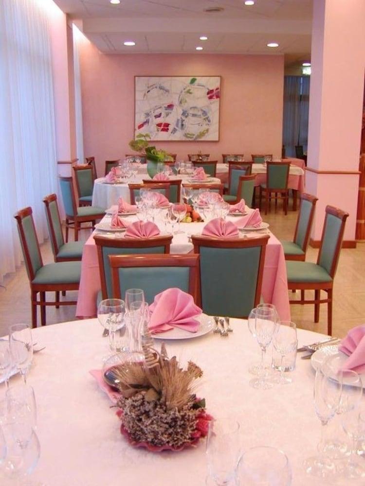 Executive Meeting & Events Hotel 4*