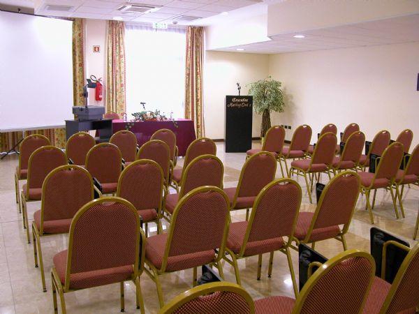 Executive Meeting & Events Hotel 4*